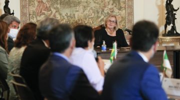 Ministra Rosa Weber em reunião com governadores.